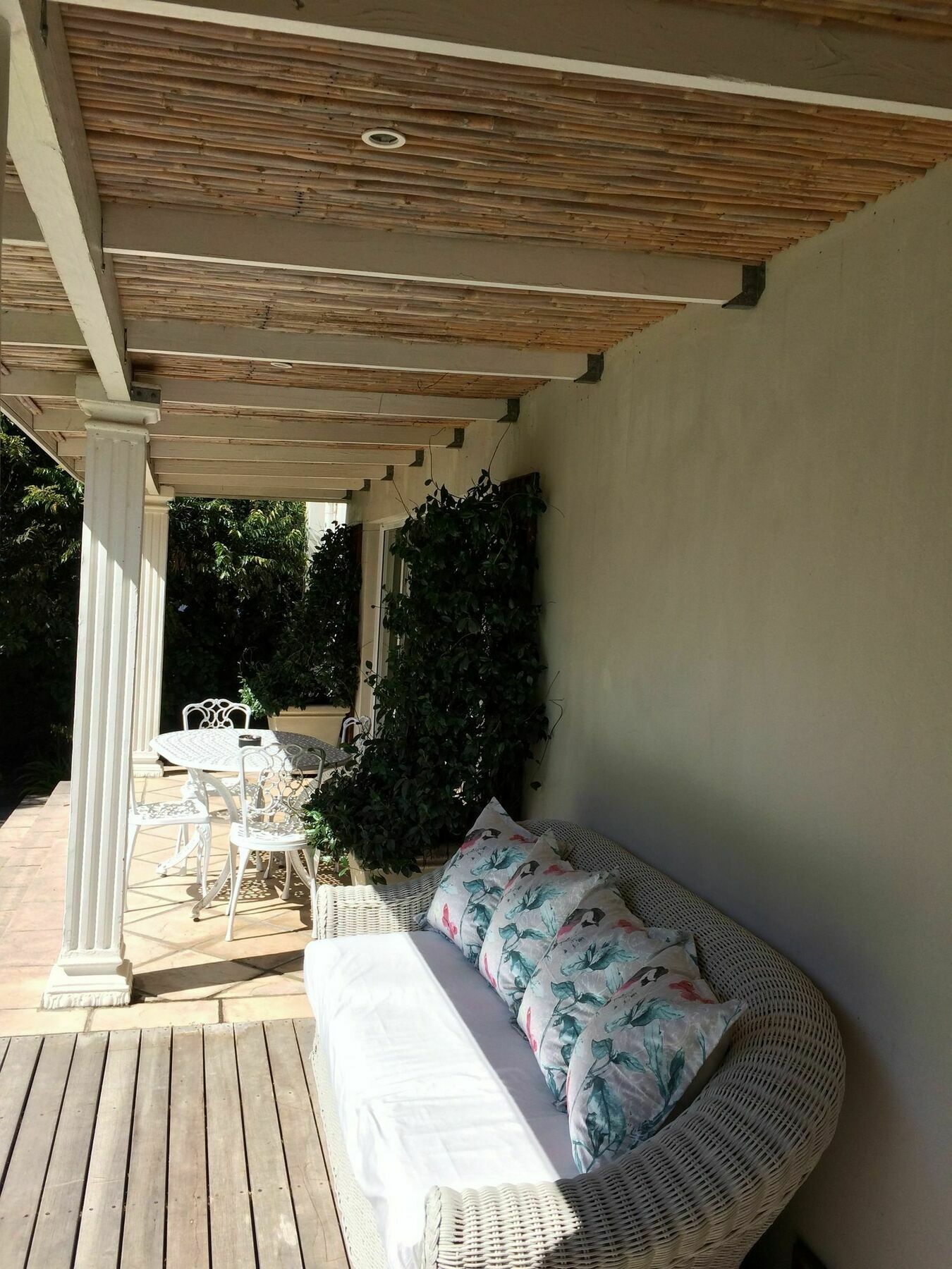 Bed and Breakfast Camelot In Constantia Kapsztad Zewnętrze zdjęcie